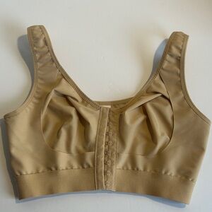 Women's Tan Bra No Underwire Front Closure M Preowned